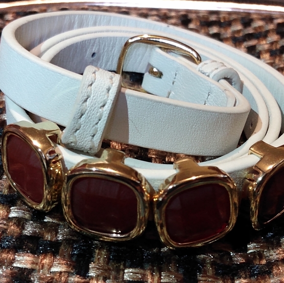 Leather band bracelet - Picture 2 of 3